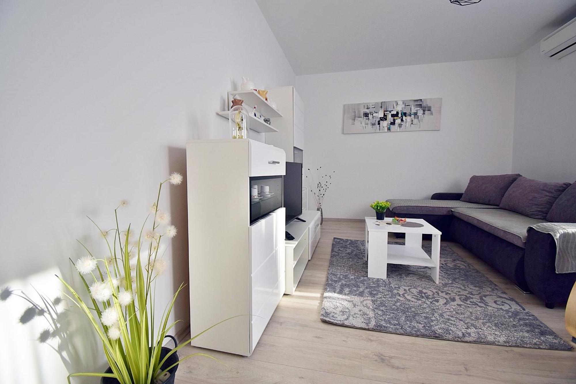 Apartment Navy Near The Beach Pula Buitenkant foto